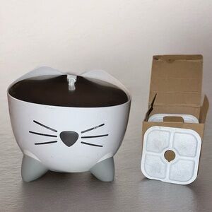 Catit PIXI White Stainless Steel Cat Drinking Fountain With Filter Refills